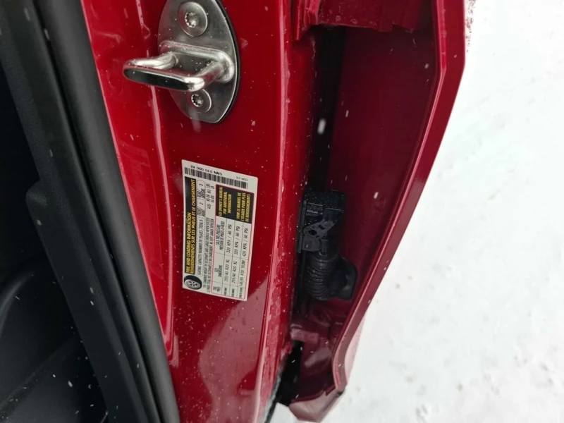 VW Tiguan * Highline R Line * CARFAX * БЕЗ ПЪРВОНАЧАЛНА ВНОС, снимка 10 - Автомобили и джипове - 53210889