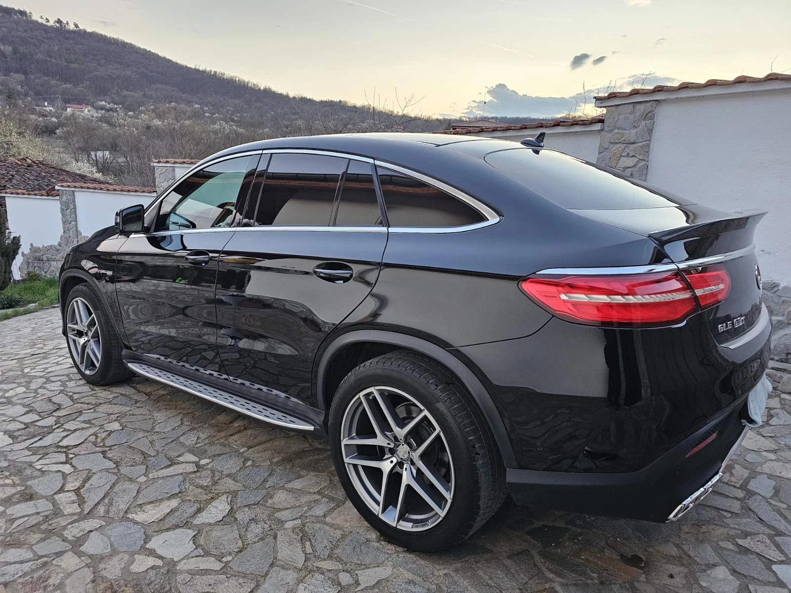 Mercedes-Benz GLE 350 FULL AMG 63s - изображение 2