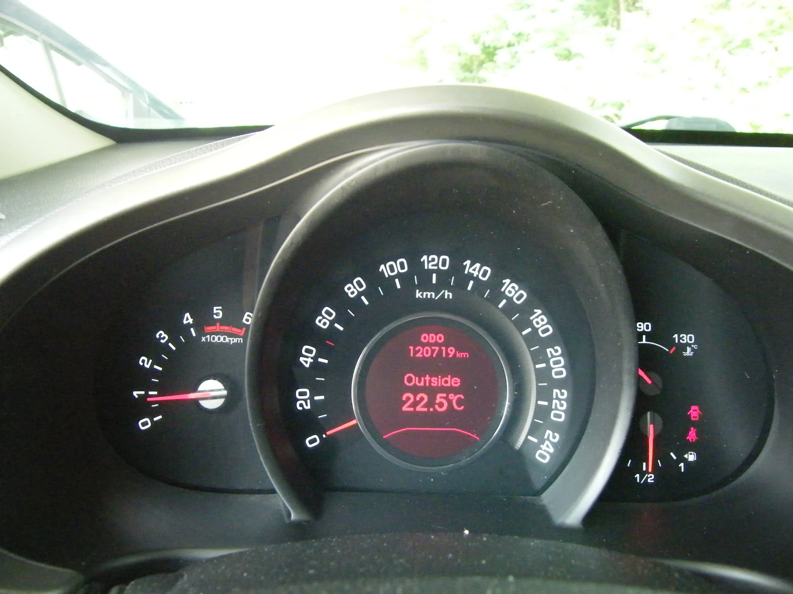 Kia Sportage 2.0CRDI 4x4 120000км - изображение 9
