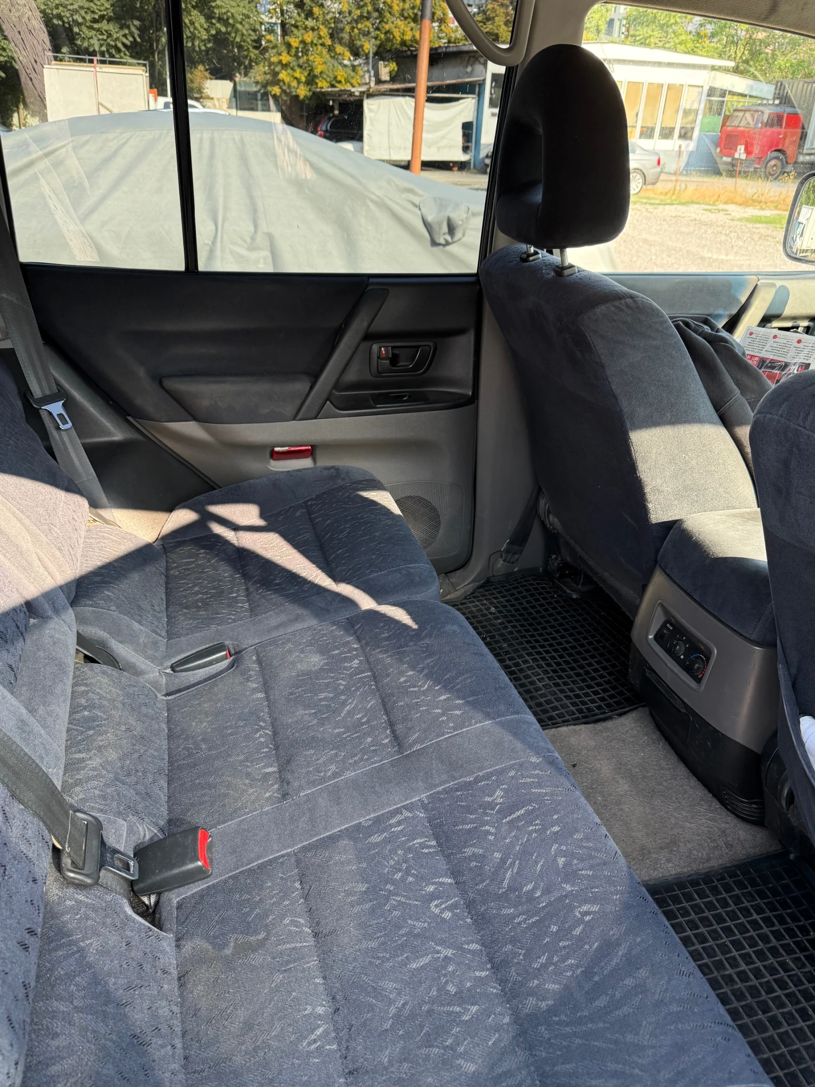Mitsubishi Pajero  - изображение 7
