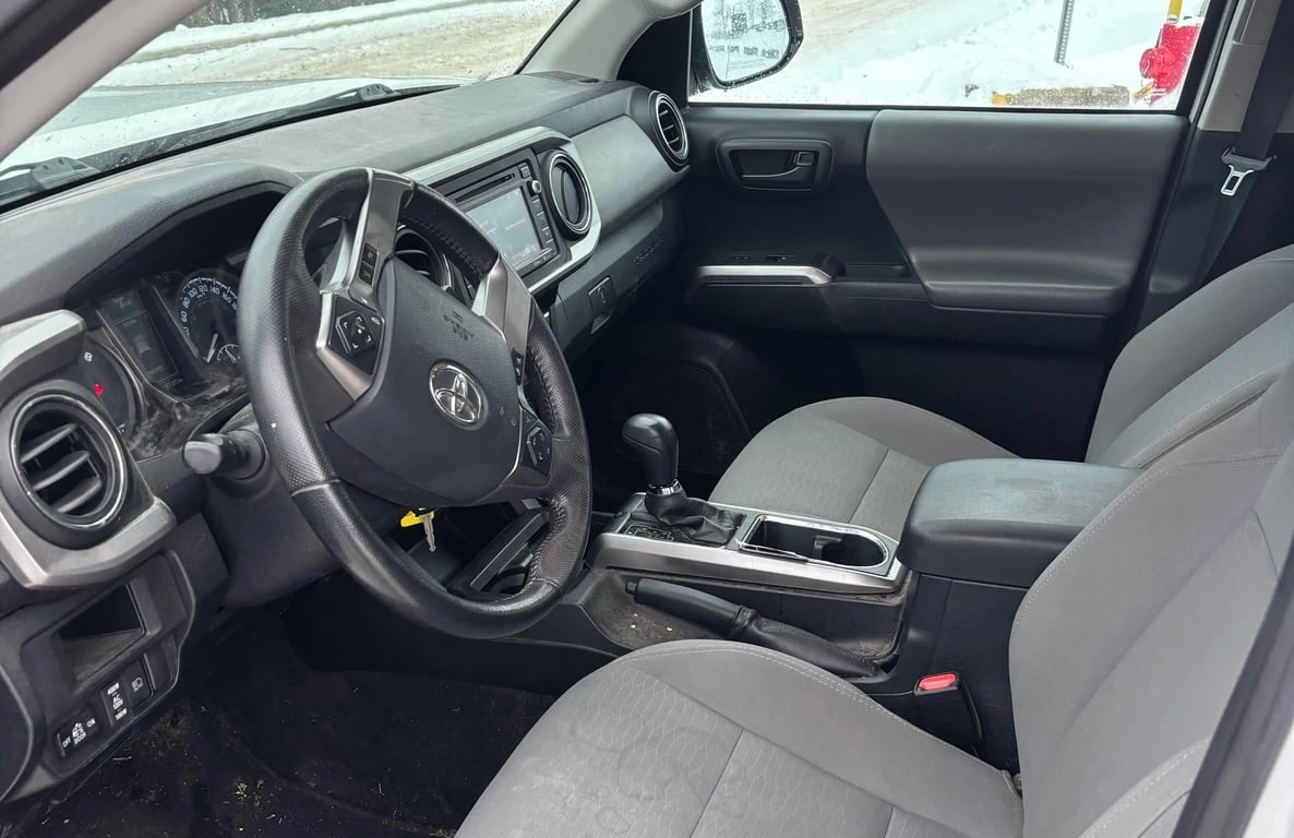 Toyota Tacoma * SR5 * CARFAX * ��� ������������ ������ | Mobile.bg � ����������� 7