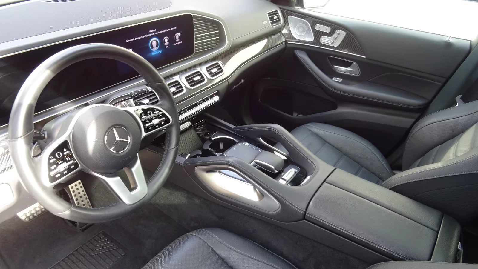 Mercedes-Benz GLS580 4MATIC/489HP/ACC/BSA/MEMO/PANO/BI-XENON/L.ASS/998f - изображение 8