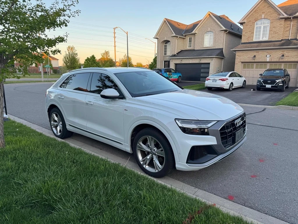 Audi Q8 * Progressiv * CARFAX * БЕЗ ПЪРВОНАЧАЛНА ВНОСКА - изображение 3