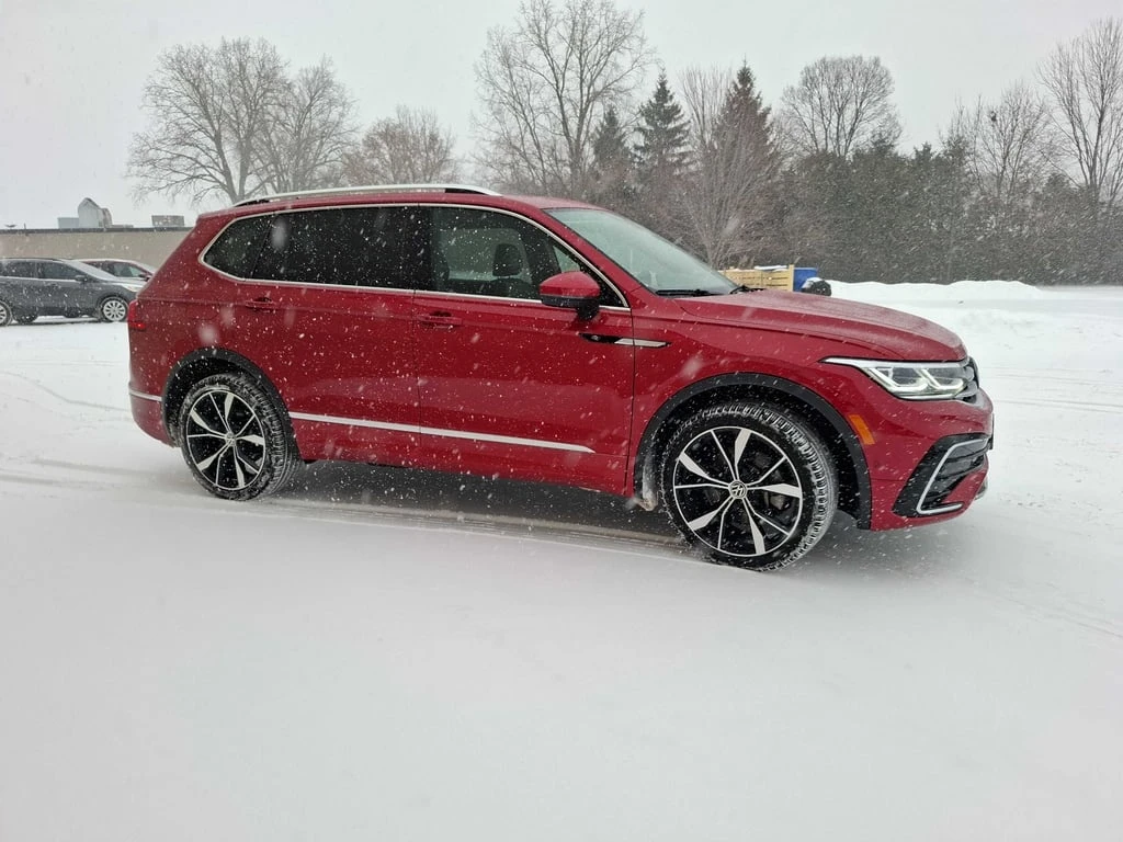 VW Tiguan * Highline R Line * CARFAX * ��� ������������ ���� | Mobile.bg � ����������� 3