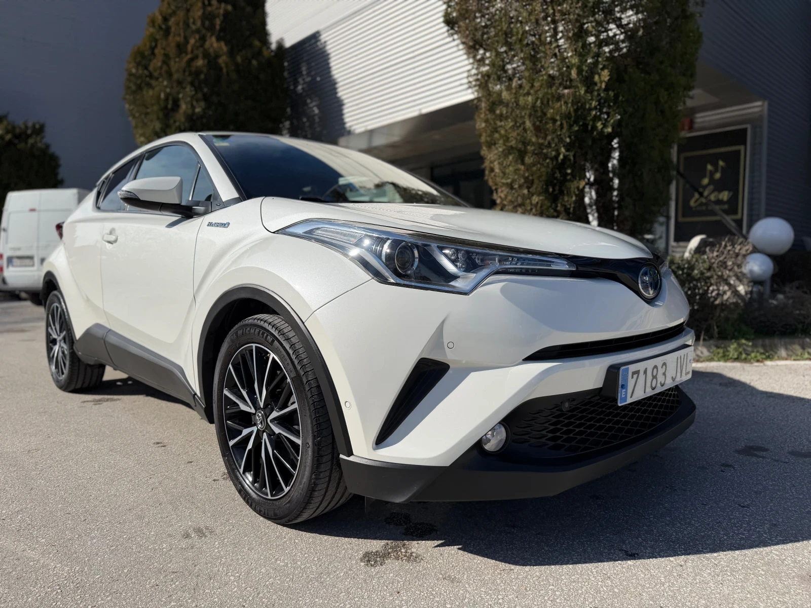Toyota C-HR Hybrid / Advance / Сервизна история - изображение 3