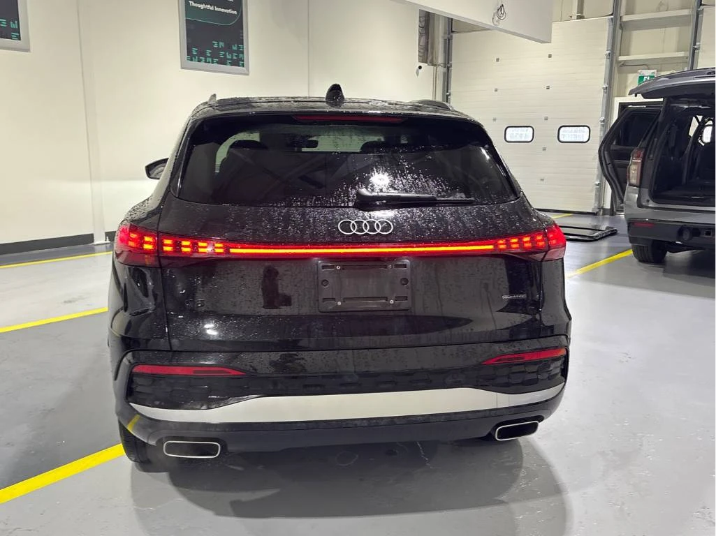 Audi Q5 CARFAX* DISTRONIC * 360 * HEAD-UP* , снимка 5 - Автомобили и джипове - 53892691