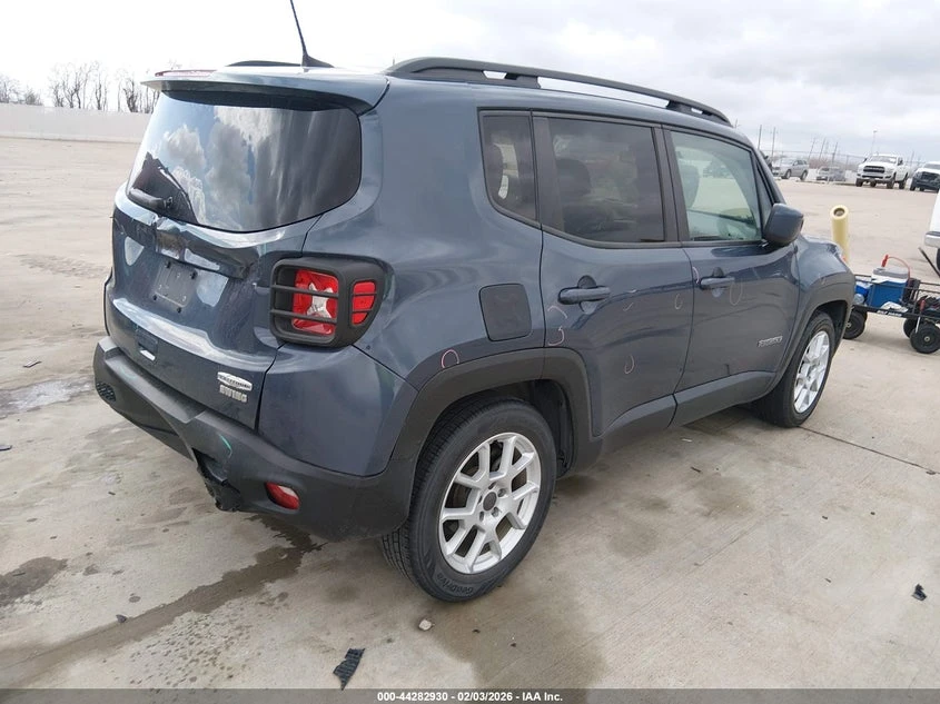 Jeep Renegade 2.4l Latitude Fwd, снимка 4 - Автомобили и джипове - 53919025
