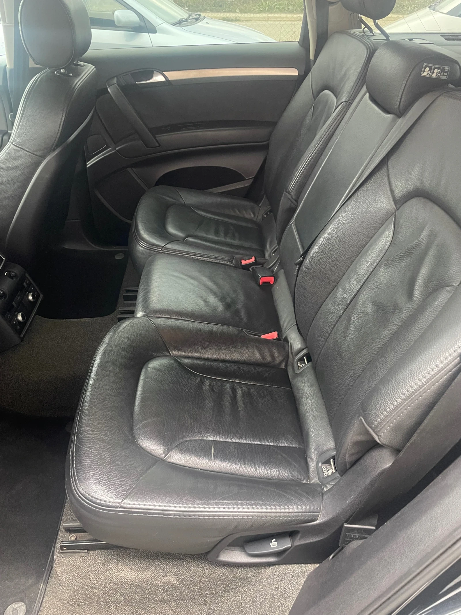 Audi Q7, снимка 8 - Автомобили и джипове - 54331970