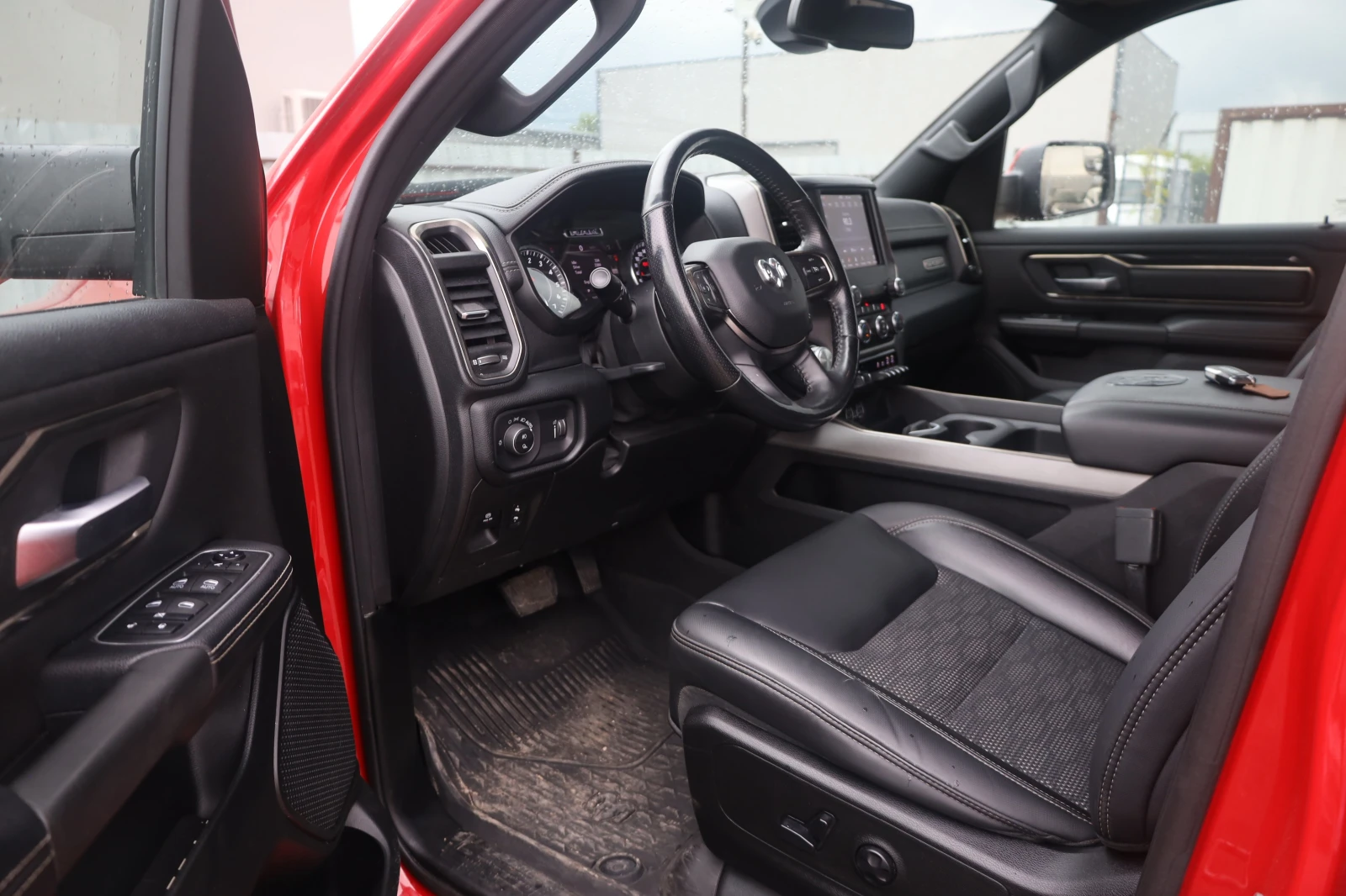 Dodge RAM 1500 5.7 Hemi V8 KeyGO KAM SzH AHK 22Zoll LED iCarbg, снимка 11 - Автомобили и джипове - 54781702