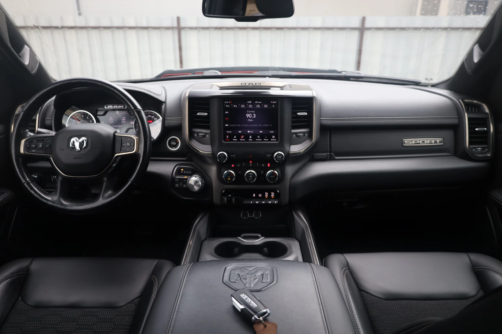 Dodge RAM 1500 5.7 Hemi V8 KeyGO KAM SzH AHK 22Zoll LED iCarbg, снимка 13 - Автомобили и джипове - 54781702