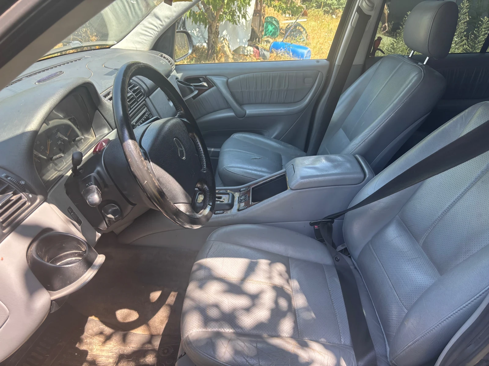 Mercedes-Benz ML 270, снимка 4 - Автомобили и джипове - 55459903