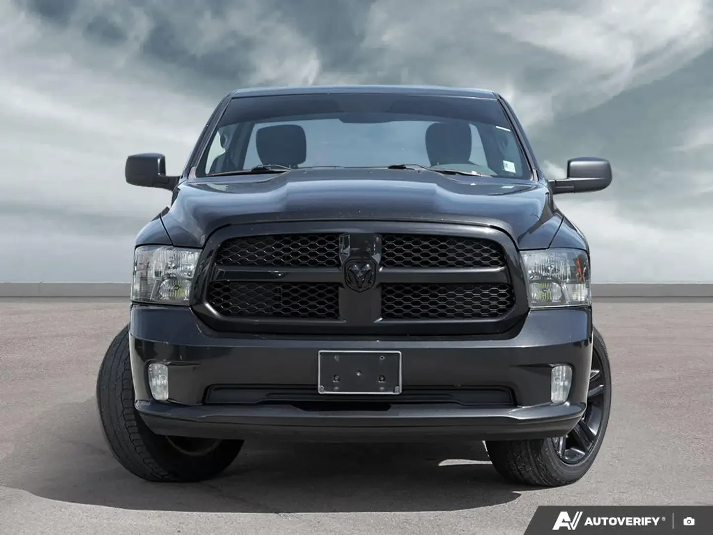 Dodge RAM 1500  Quad Cab EXPRESS , снимка 16 - Автомобили и джипове - 56140244