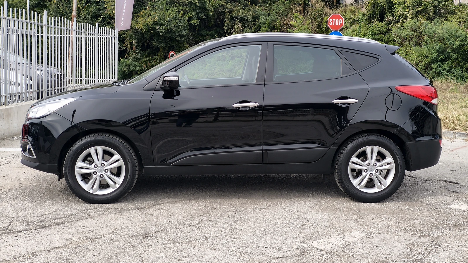 Hyundai IX35 1.7CRDI , снимка 2 - Автомобили и джипове - 56235121