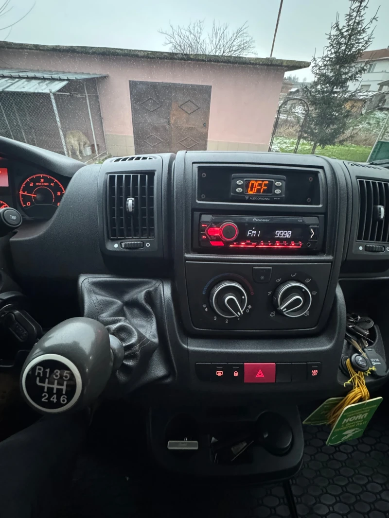 Peugeot Boxer 2.2d лизинг, снимка 15 - Бусове и автобуси - 53363033