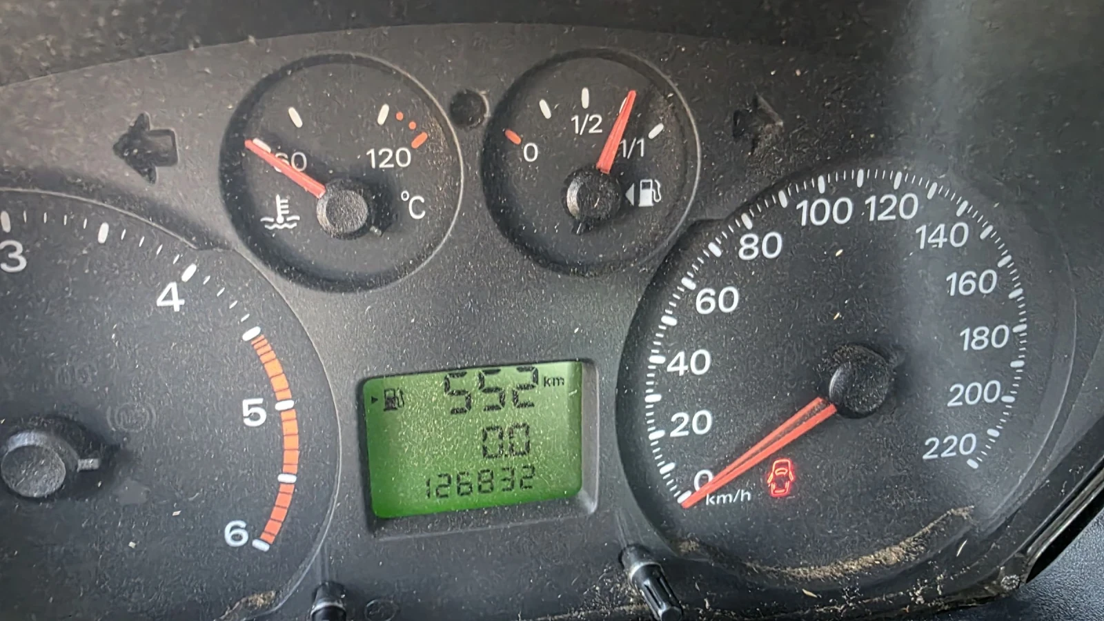 Ford Transit 2, 2 Климатик 6 Скорости  - изображение 8