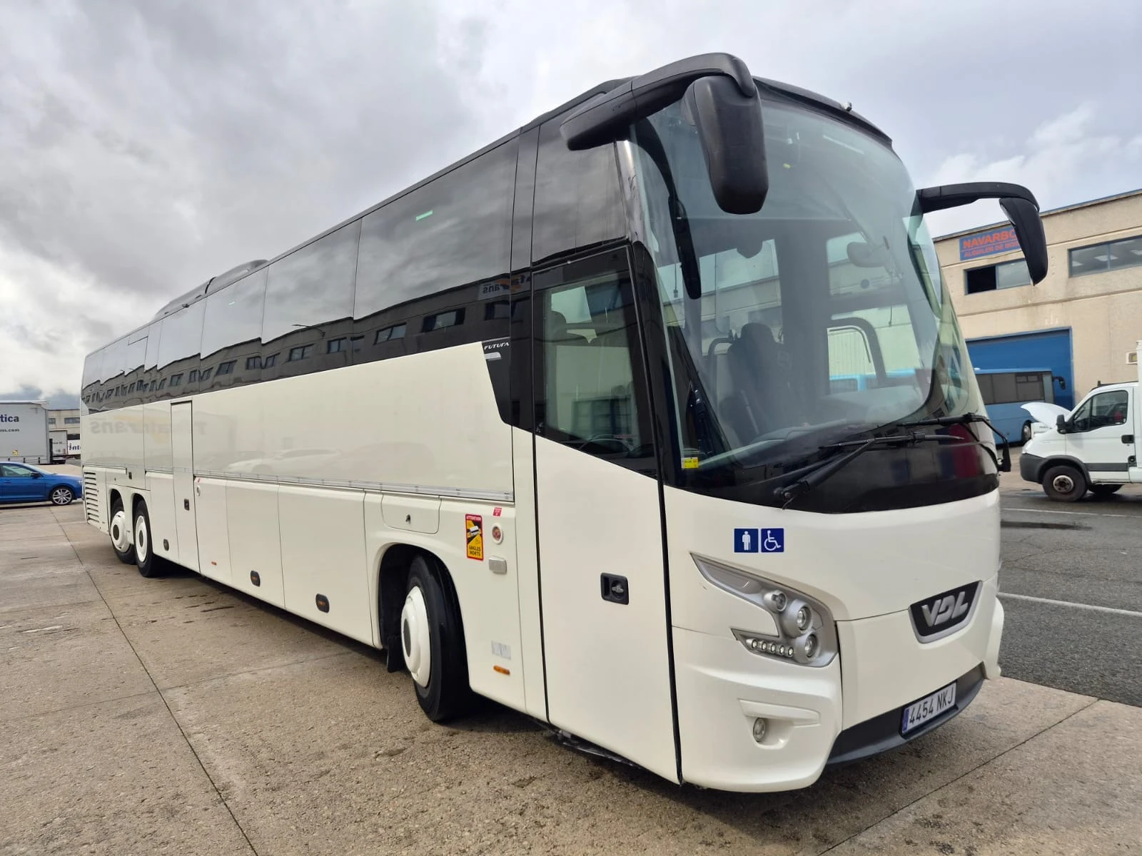 Vdl Bova Futura FHD | Mobile.bg � ����������� 1