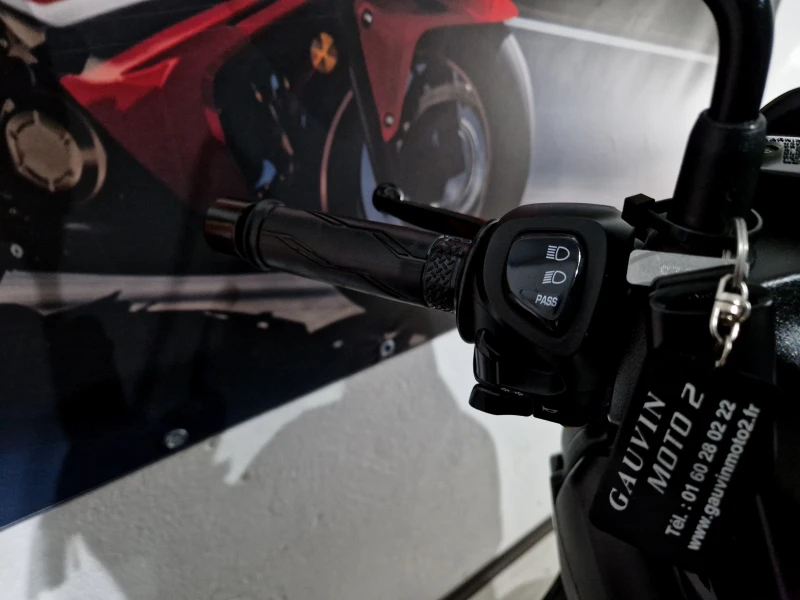 Yamaha X-max 300ie, ABS-TCS, 2018г.!16751км!, снимка 14 - Мотоциклети и мототехника - 52819141