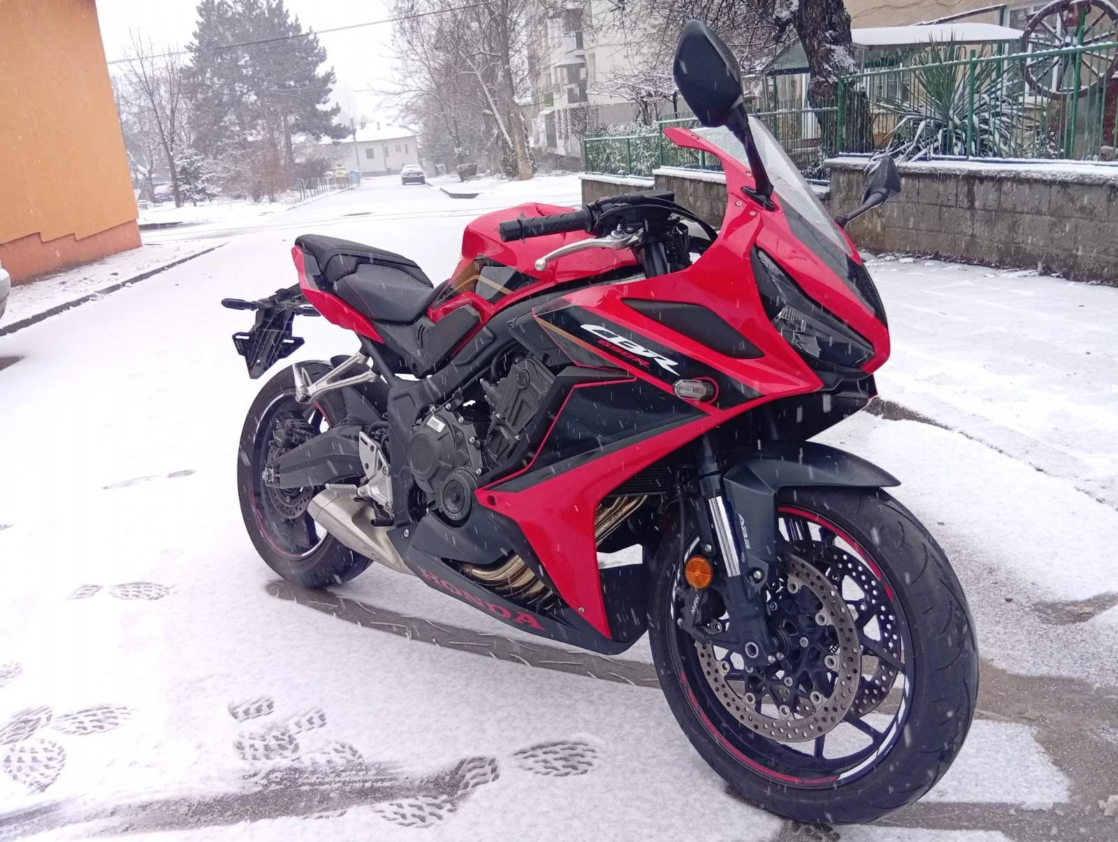 Honda Cbr 650r A2 | Mobile.bg � ����������� 1