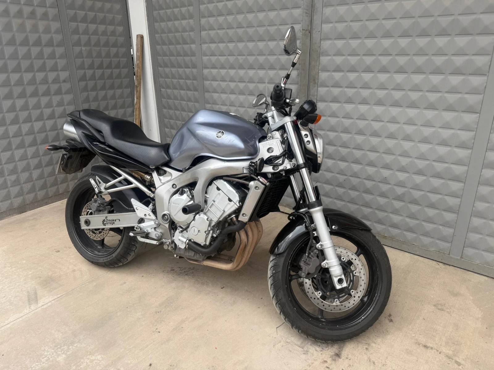 Yamaha FZ6