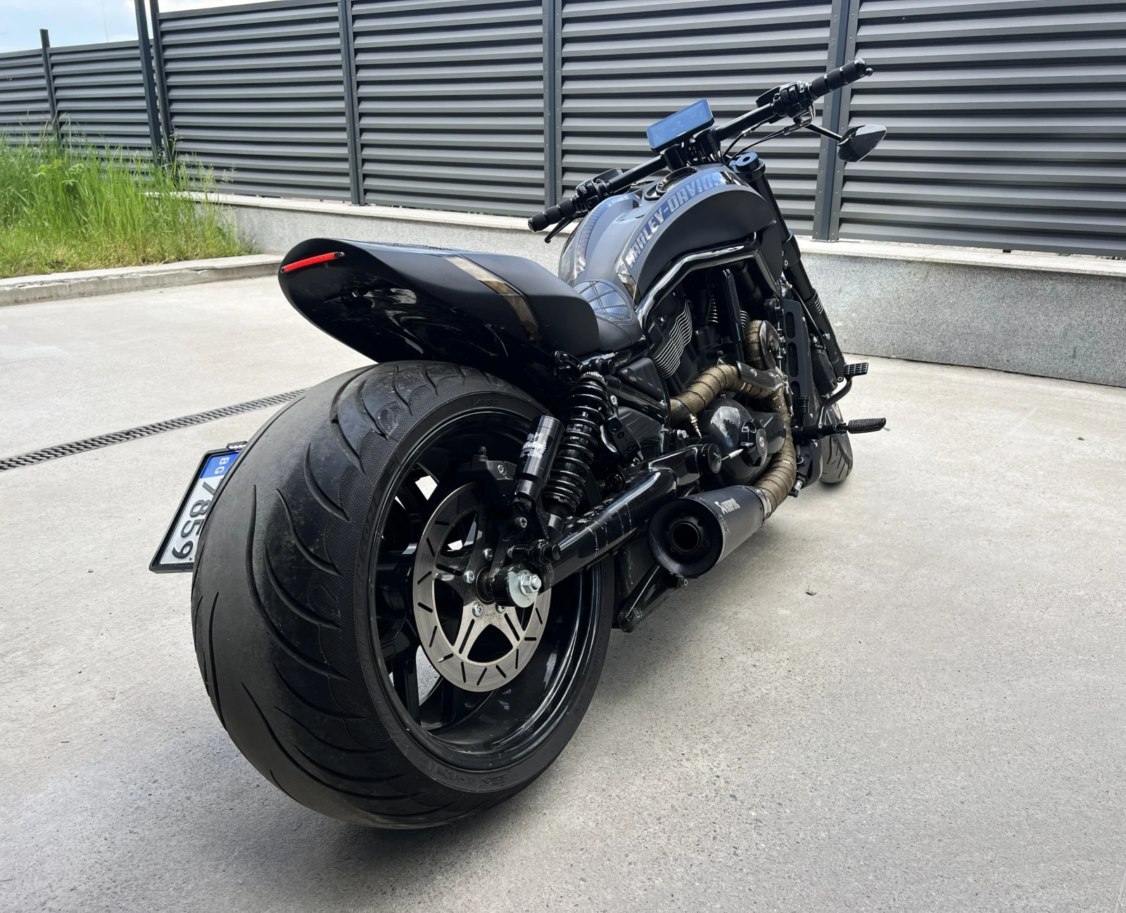 Harley-Davidson VRCS / NIGHT ROD / CUSTOM/ 300 / AKRAPOVIC / CAR PLAY | Mobile.bg � ����������� 4