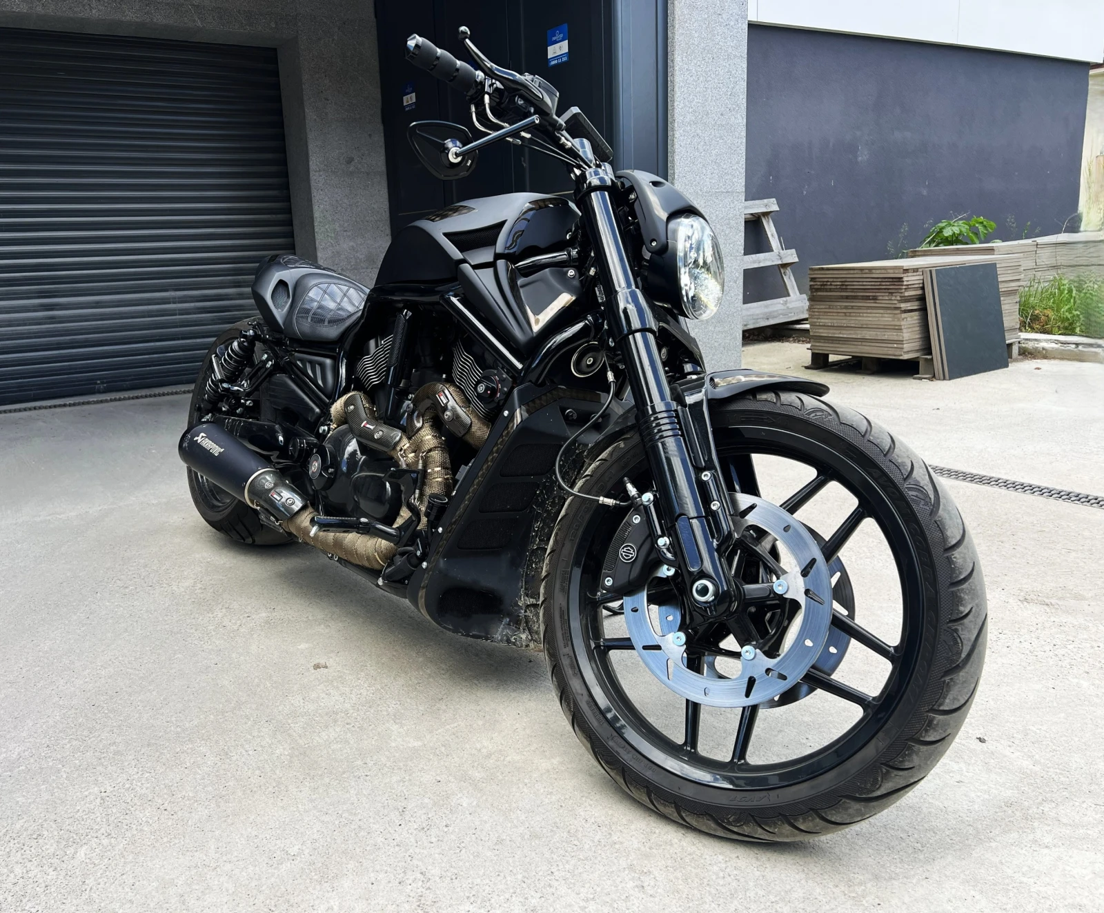 Harley-Davidson VRCS / NIGHT ROD / CUSTOM/ 300 / AKRAPOVIC / CAR PLAY | Mobile.bg � ����������� 3