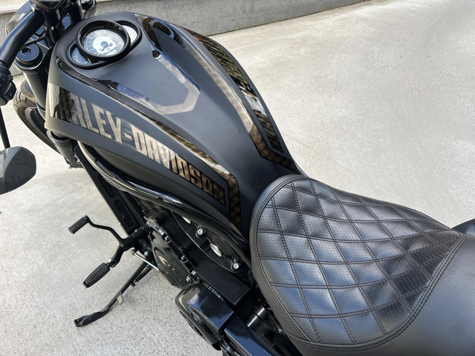 Harley-Davidson VRCS / NIGHT ROD / CUSTOM/ 300 / AKRAPOVIC / CAR PLAY | Mobile.bg � ����������� 13