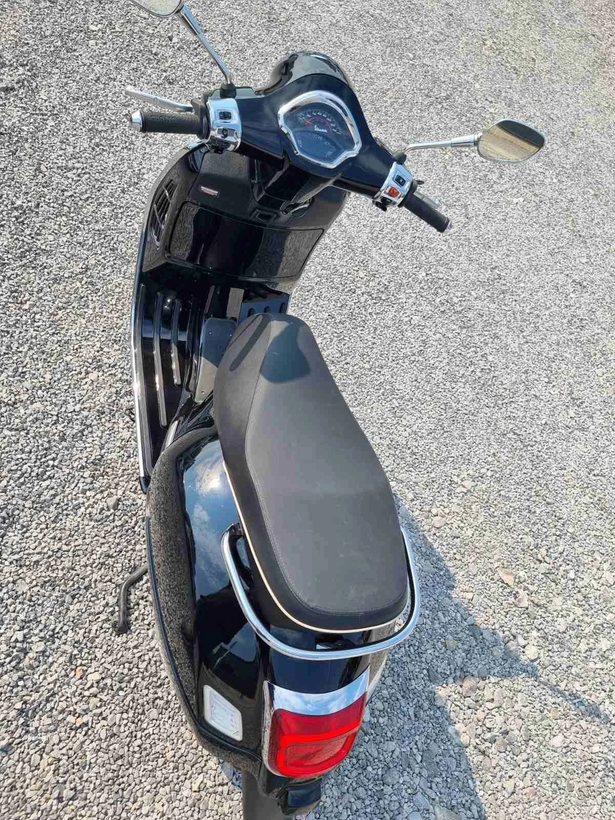 Vespa GTS 300, снимка 6 - Мотоциклети и мототехника - 55708902