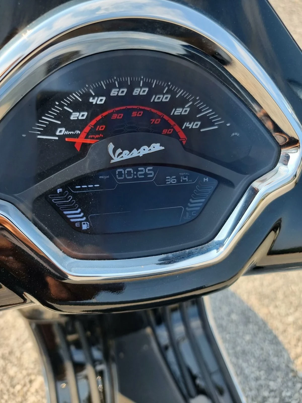Vespa GTS 300, снимка 8 - Мотоциклети и мототехника - 55708902