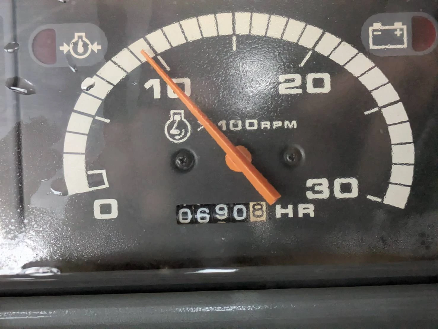 Трактор Mitsubishi MT201, снимка 6 - Селскостопанска техника - 54117752