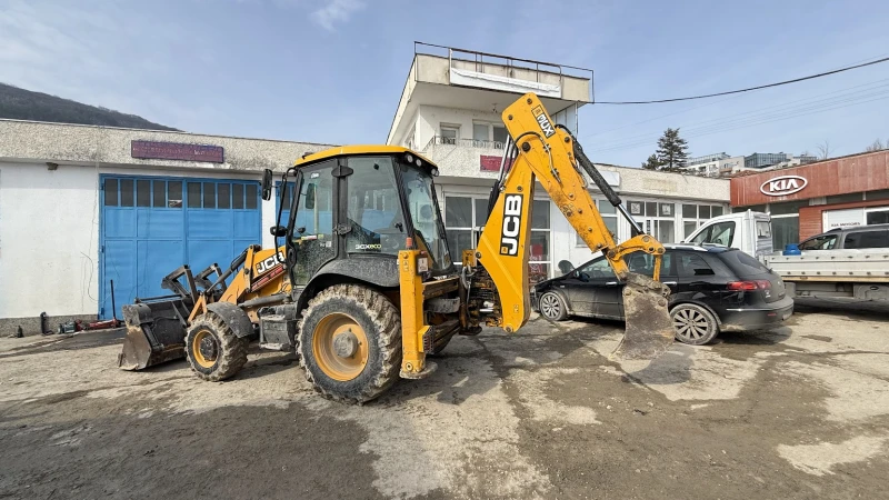 Багер JCB 3CX, снимка 3 - Индустриална техника - 49299896