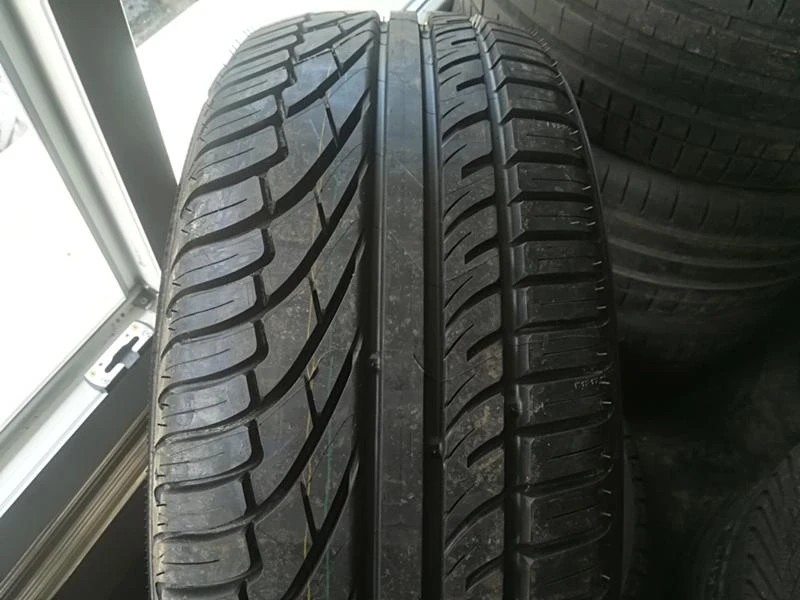 Гуми Летни 205/55R16, снимка 1 - Гуми и джанти - 21692896