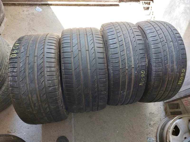 Гуми Летни 255/35R18, снимка 1 - Гуми и джанти - 36790896