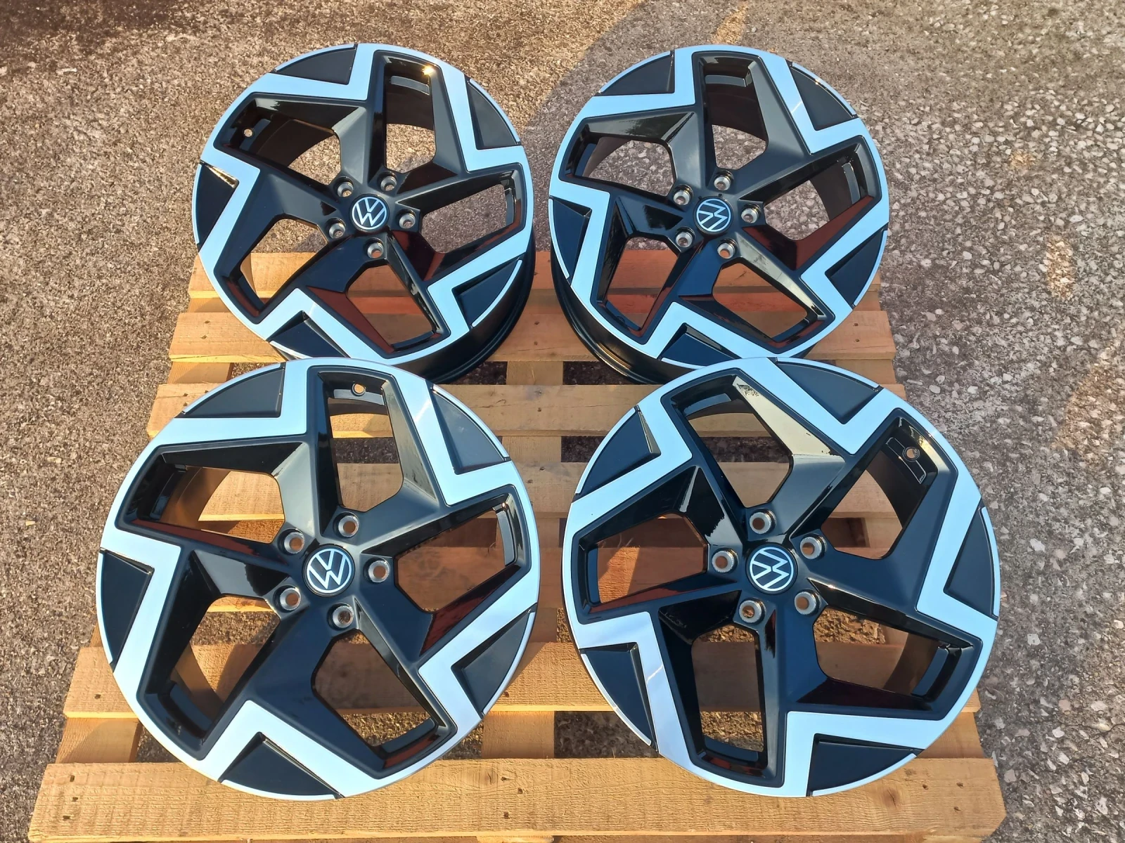 ������ �� VW | Mobile.bg � ����������� 9