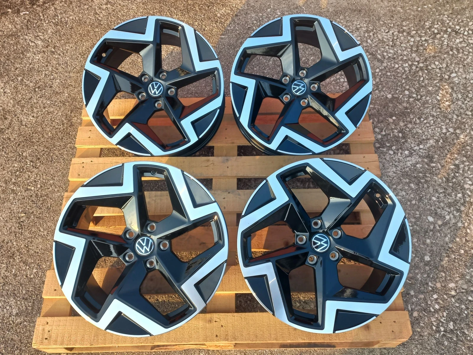 ������ �� VW | Mobile.bg � ����������� 8