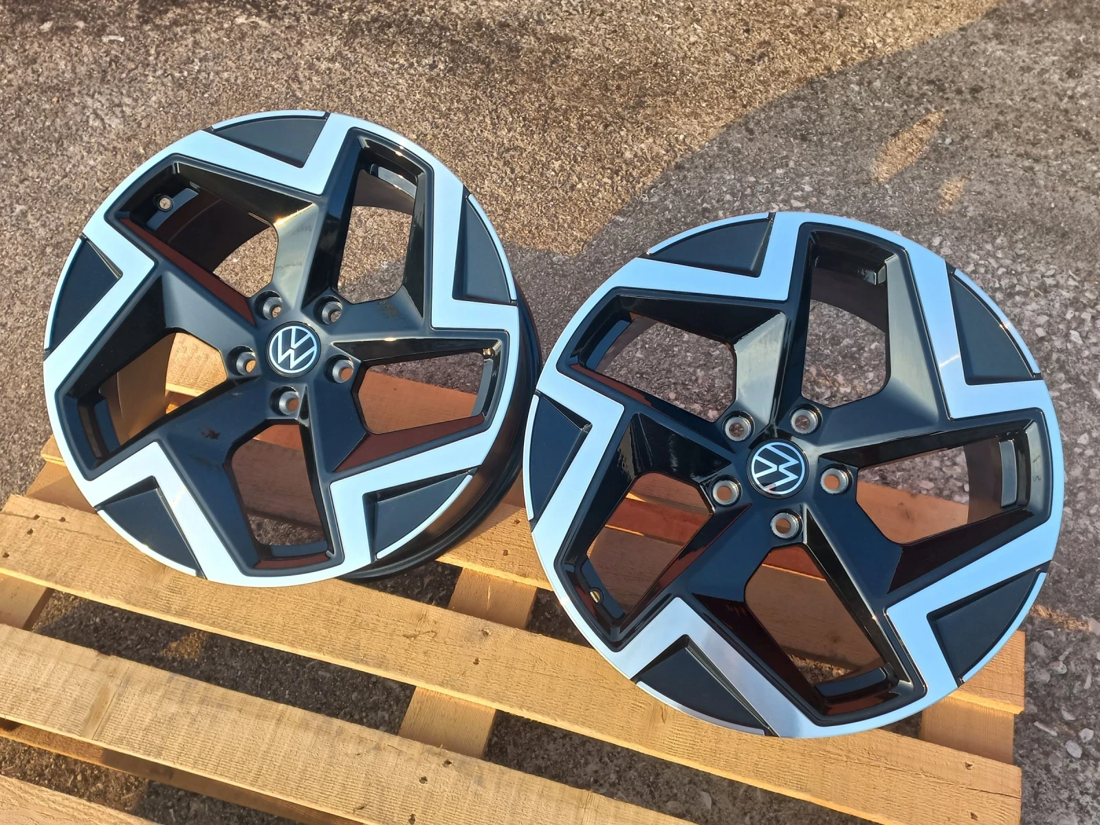 ������ �� VW | Mobile.bg � ����������� 6