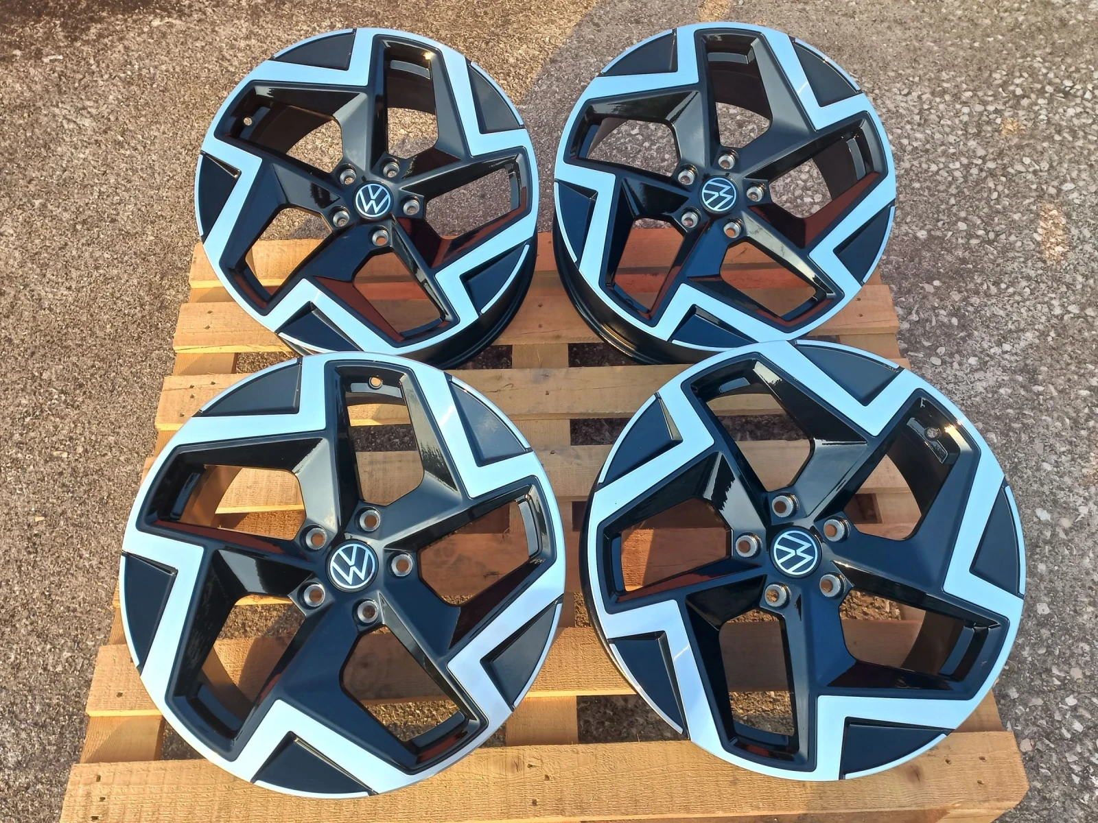 ������ �� VW | Mobile.bg � ����������� 10