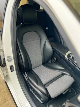 Mercedes-Benz C 220 D AMG 4MATIC, снимка 12