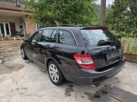 Mercedes-Benz C 220, снимка 17