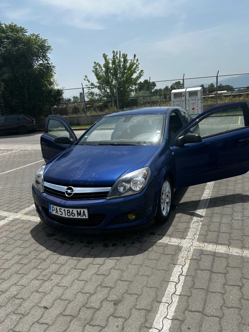 Opel Astra H 1.9 GTC Нов внос, снимка 9 - Автомобили и джипове - 47227544