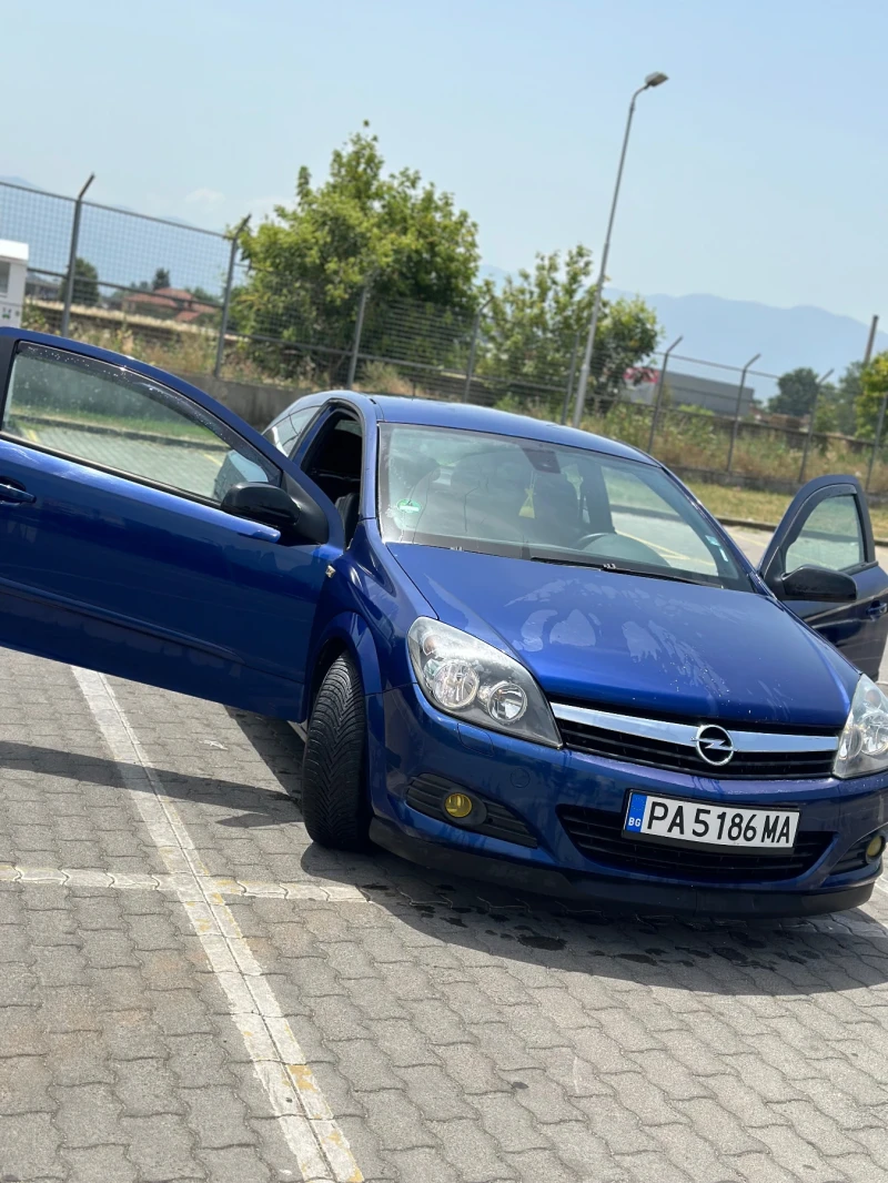 Opel Astra H 1.9 GTC Нов внос, снимка 1 - Автомобили и джипове - 47227544