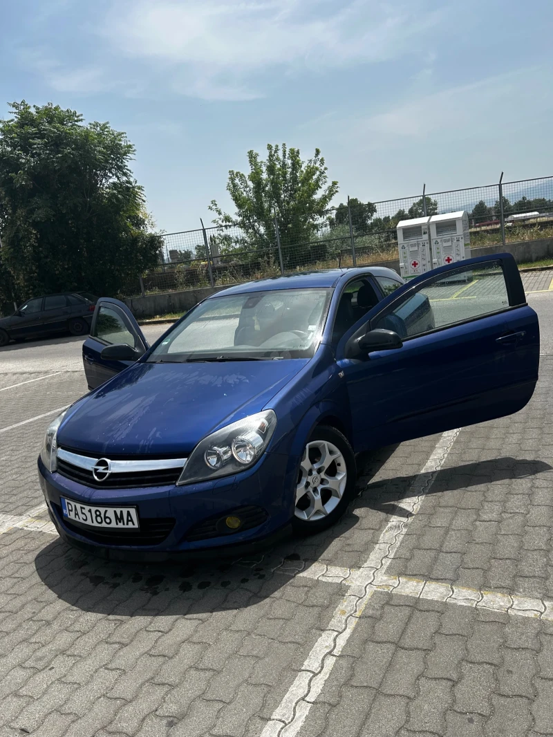 Opel Astra H 1.9 GTC Нов внос, снимка 4 - Автомобили и джипове - 47227544