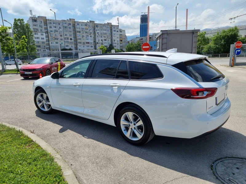 Opel Insignia SPORTS TOURER, снимка 9 - Автомобили и джипове - 47423981