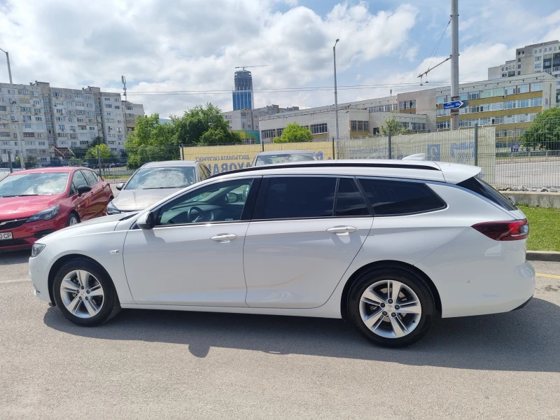 Opel Insignia SPORTS TOURER, снимка 5 - Автомобили и джипове - 47423981