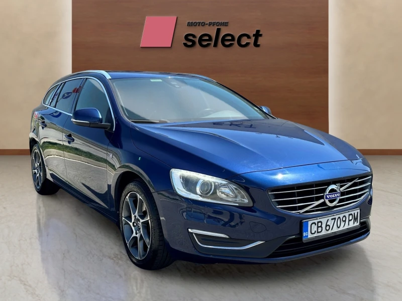 Volvo V60 2.0 D, снимка 2 - Автомобили и джипове - 48093494