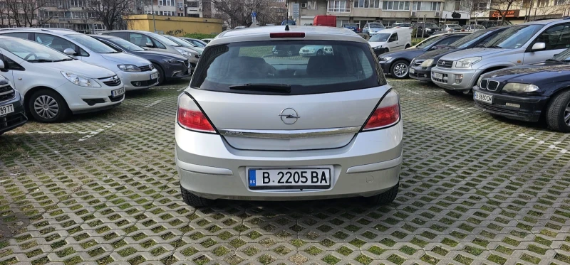 Opel Astra, снимка 2 - Автомобили и джипове - 48896147