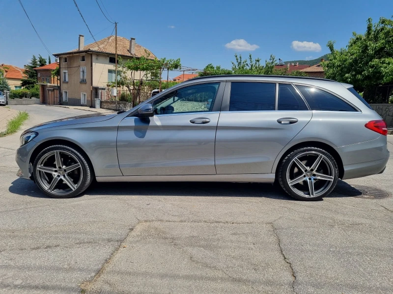 Mercedes-Benz C 220, снимка 2 - Автомобили и джипове - 53067893