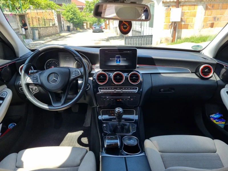 Mercedes-Benz C 220, снимка 11 - Автомобили и джипове - 53067893