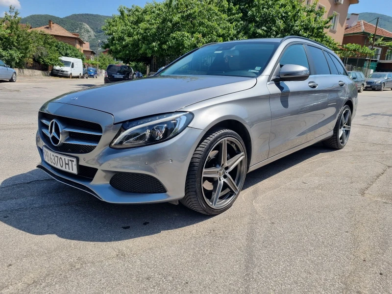 Mercedes-Benz C 220