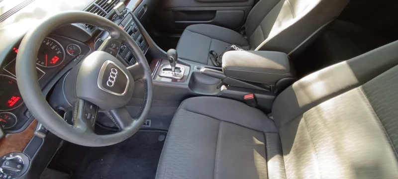 Audi A4, снимка 6 - Автомобили и джипове - 52741934