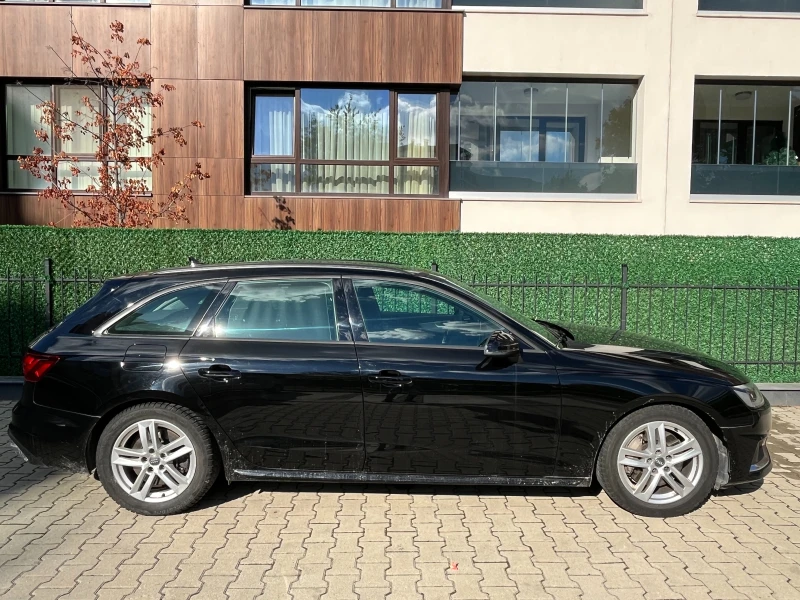 Audi A4 Avant 45 TFSI Quattro Advanced, снимка 4 - Автомобили и джипове - 52020360